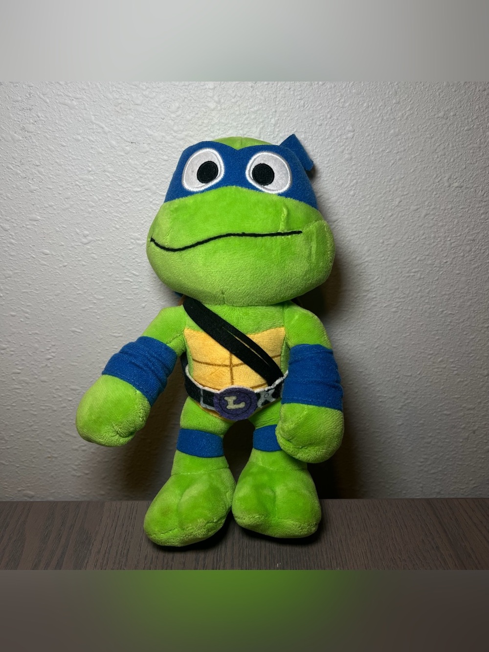2023 TMNT TEENAGE MUTANT NINJA TURTLES LEONARDO PLUSH MUTANT 9”